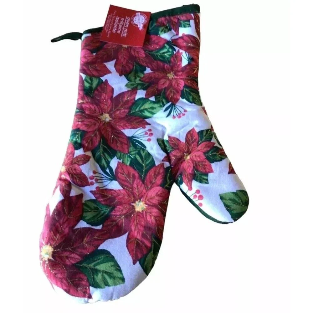 4 Set Poinsettia Holiday Kitchen Decor 2 Potholders, 1 Oven Mitt, 1 Dish Towel